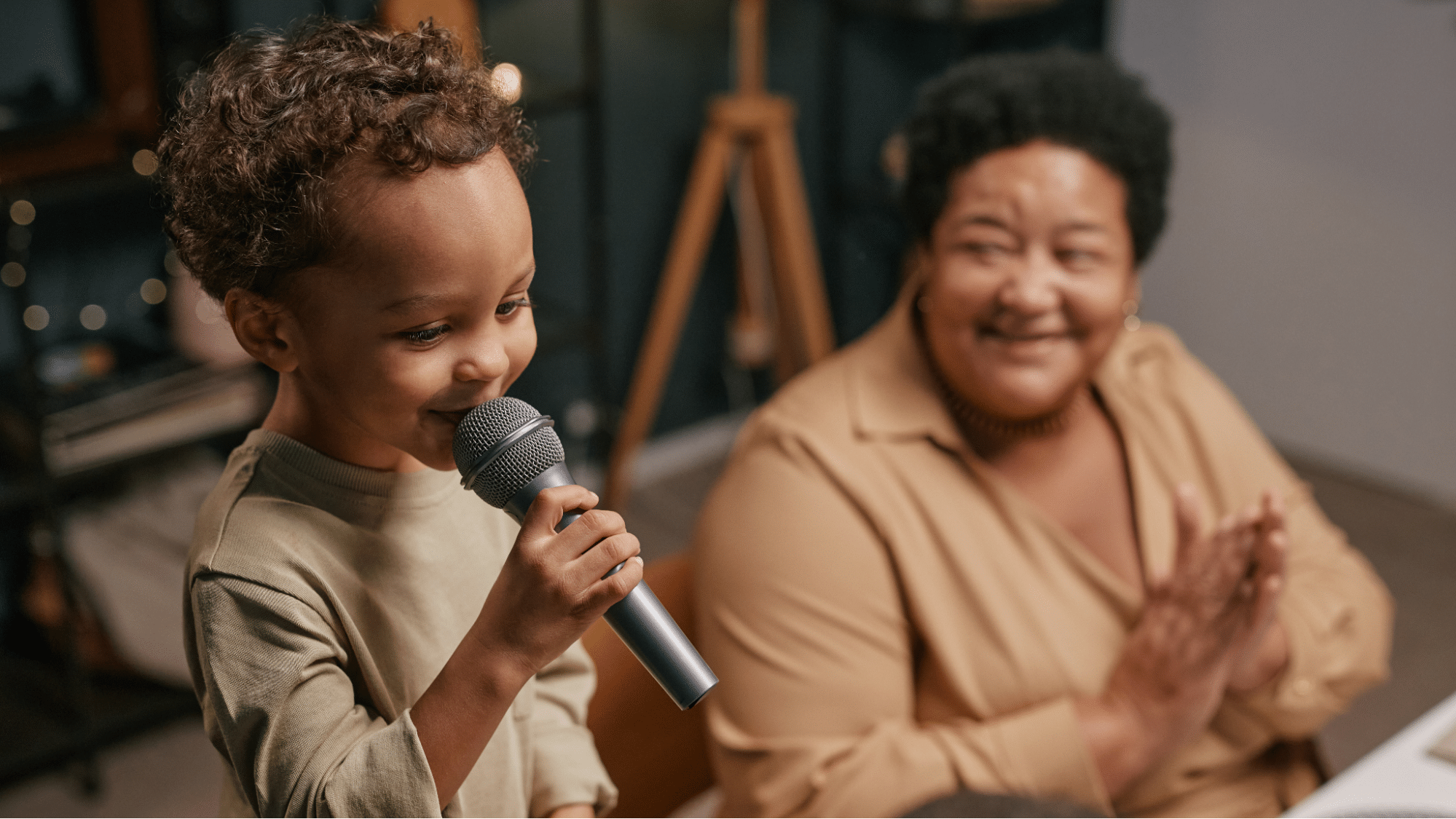 A child happily sings after receiving sore throat treatment at CMCFresno.